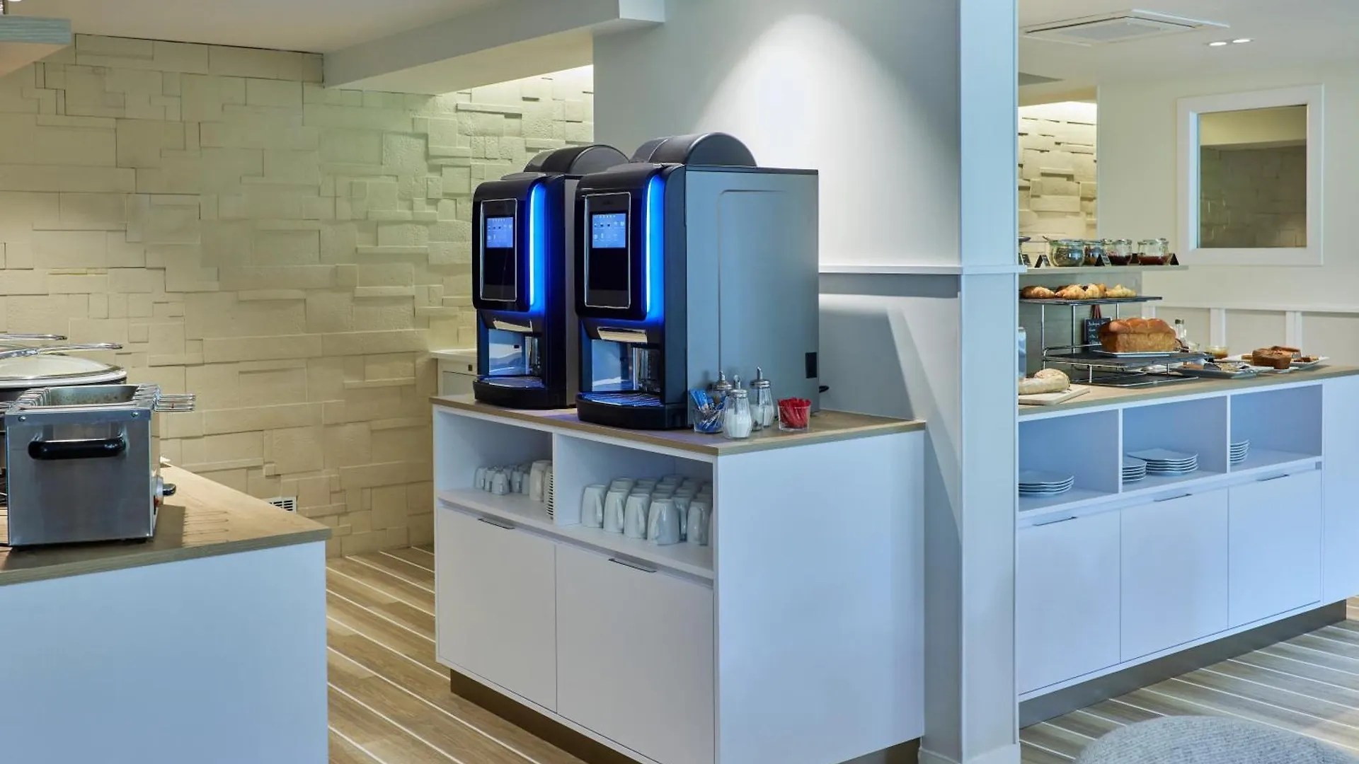 Quality Hotel La Marebaudiere Vannes Centre