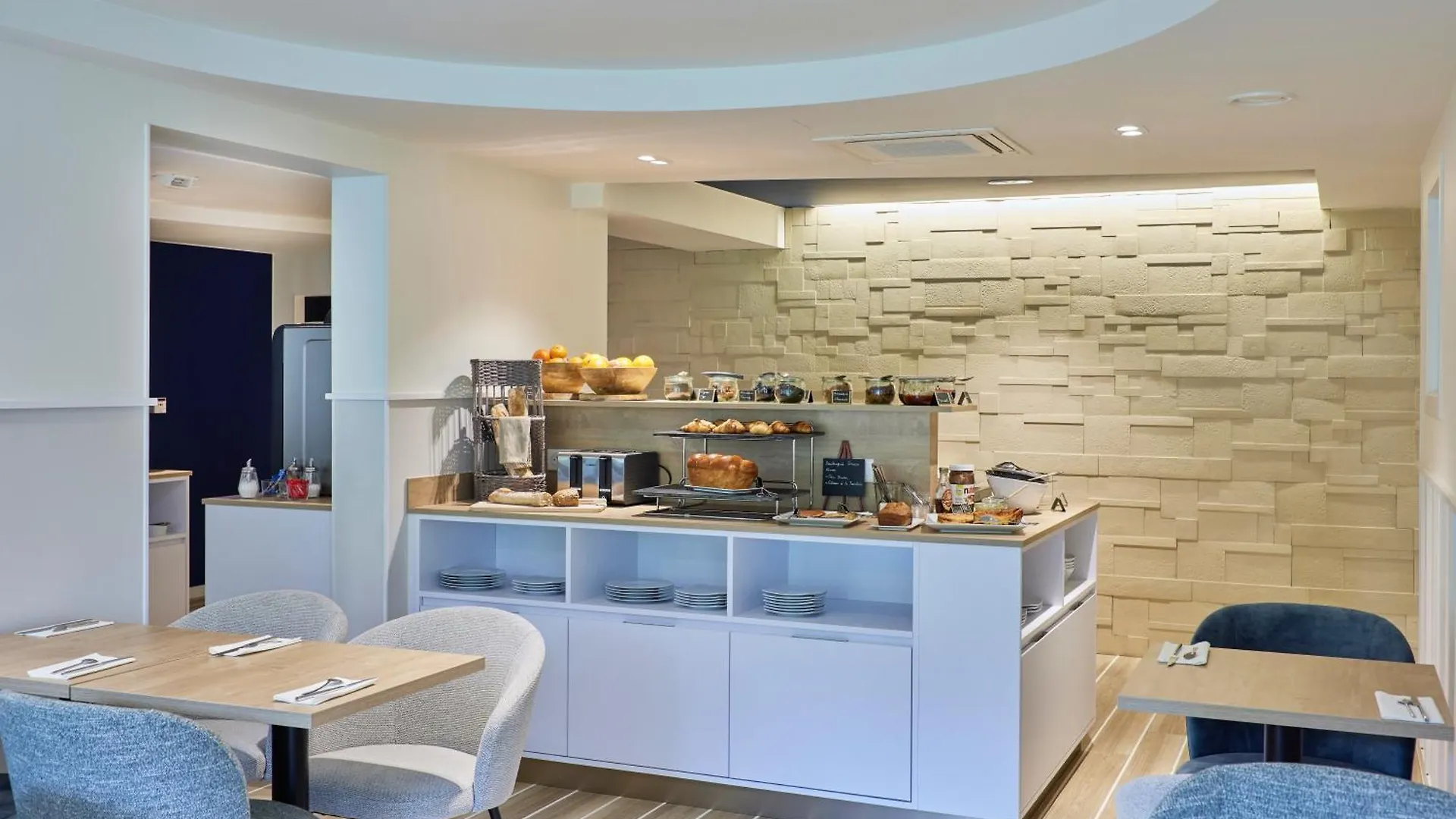 Quality Hotel La Marebaudiere Vannes Centre